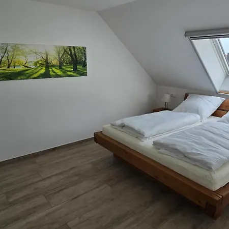 Moderne 3 Panorama Mit Grossem Balkon Fuer 4personen Inklusive Wifi Und Parkplatz Gunzenhausen