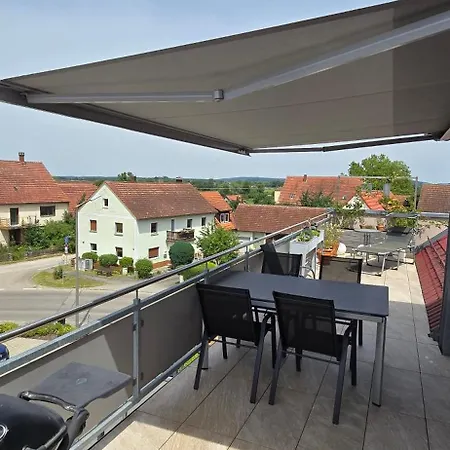 Moderne 3 Panorama Mit Grossem Balkon Fuer 4personen Inklusive Wifi Und Parkplatz 公寓