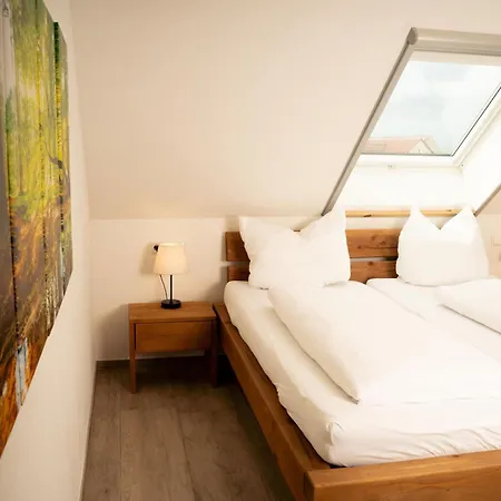 Moderne 3 Panorama Mit Grossem Balkon Fuer 4personen Inklusive Wifi Und Parkplatz *